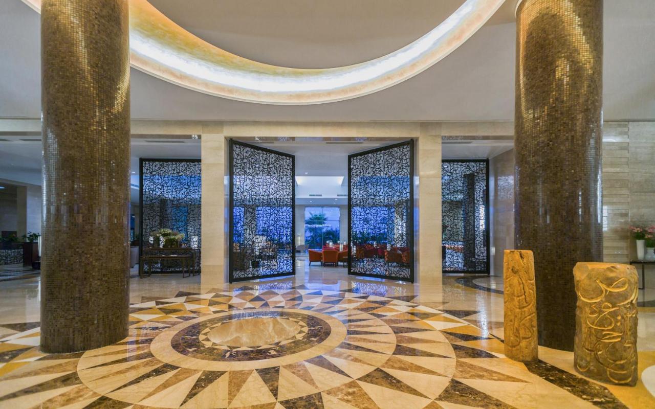 Moevenpick Hotel Du Lac Тунис Екстериор снимка Lobby