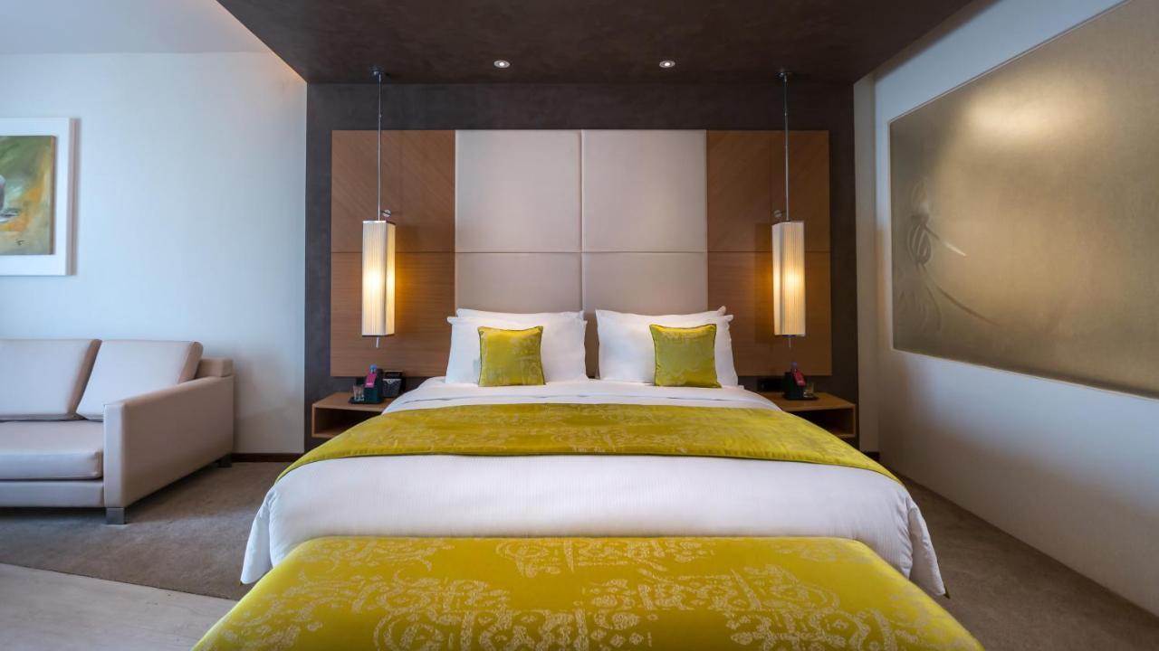 Moevenpick Hotel Du Lac Тунис Екстериор снимка